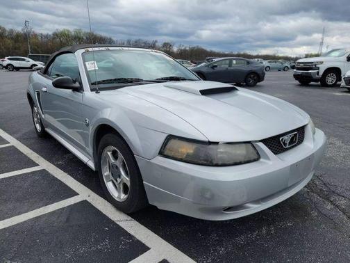 2004 Ford Mustang Premium