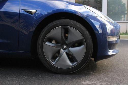 2020 Tesla Model 3 Standard Range