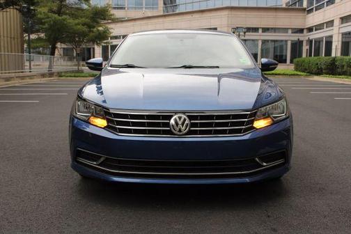 2017 Volkswagen Passat 1.8T SE