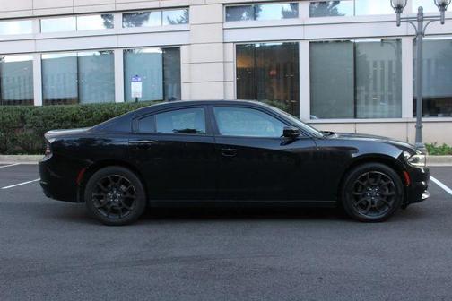 2016 Dodge Charger SXT