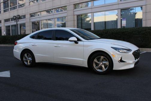 2021 Hyundai SONATA SE