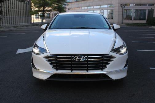 2021 Hyundai SONATA SE