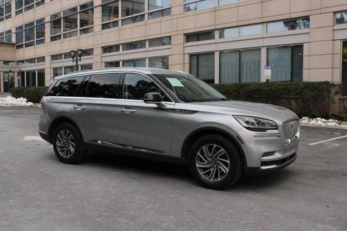 2023 Lincoln Aviator Standard AWD