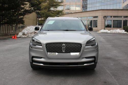 2023 Lincoln Aviator Standard AWD