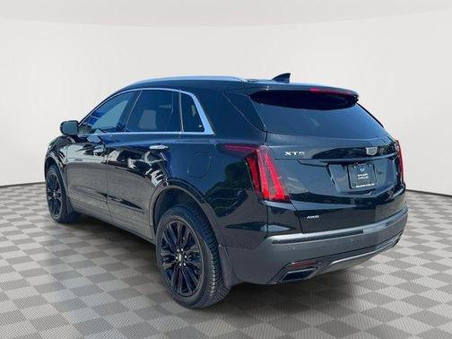 Stellar Black Metallic 2021 Cadillac XT5 Premium Luxury
