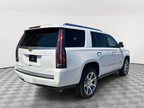 Crystal White Tri-Coat 2017 Cadillac Escalade Premium Luxury