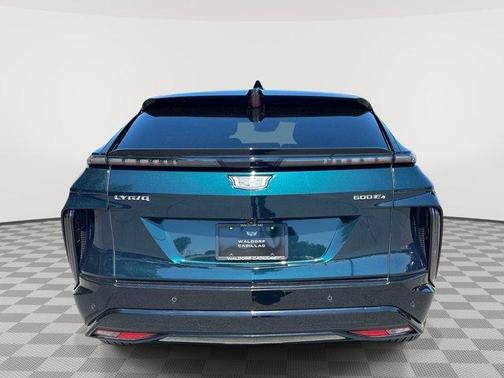 Emerald 2024 Cadillac LYRIQ Sport