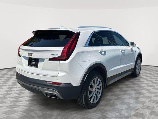 Crystal White Tri-Coat 2019 Cadillac XT4 Premium Luxury