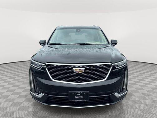 Stellar Black Metallic 2020 Cadillac XT6 Premium Luxury FWD