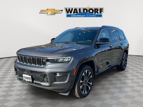Metallic 2023 Jeep Grand Cherokee L Overland