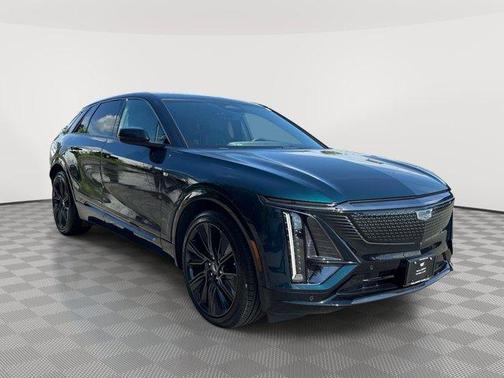 Emerald 2024 Cadillac LYRIQ Sport