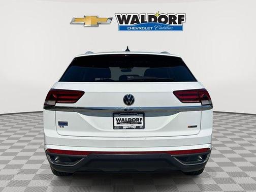 2022 Volkswagen Atlas Cross Sport 2.0T SE w/Technology