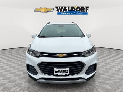 Summit White 2020 Chevrolet Trax LT