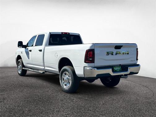 2025 RAM 2500 Tradesman Crew Cab 4x4 8' Box