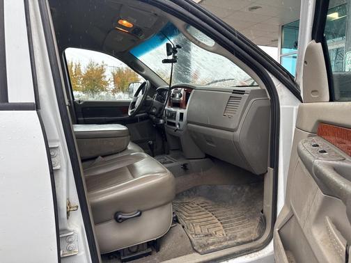 2006 Dodge Ram 2500 Laramie Quad Cab