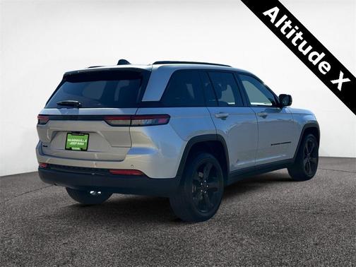2023 Jeep Grand Cherokee Altitude