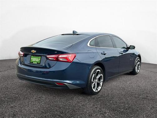 2022 Chevrolet Malibu FWD LT