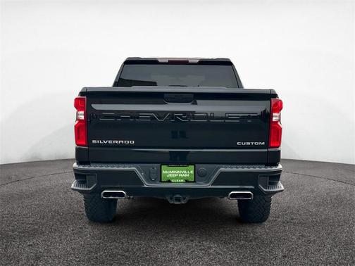 2021 Chevrolet Silverado 1500 Custom Trail Boss