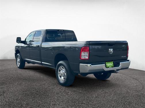 2024 RAM 3500 Tradesman Crew Cab 4x4 8' Box
