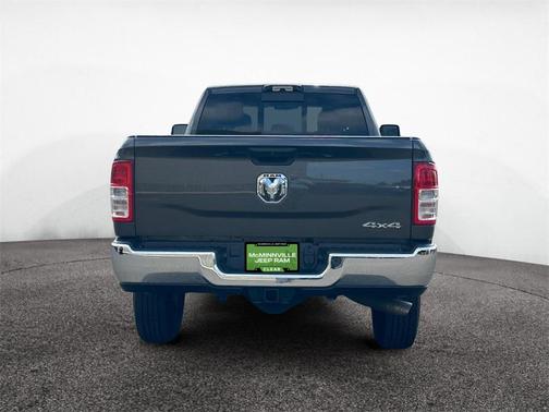 2024 RAM 3500 Tradesman Crew Cab 4x4 8' Box