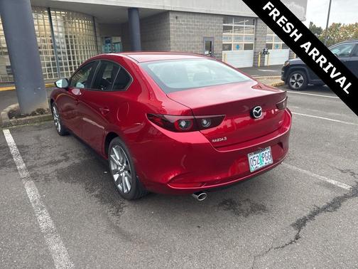 2023 Mazda Mazda3 FWD w/Preferred Package
