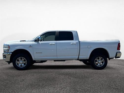 2022 RAM 2500 Laramie Crew Cab 4x4 6'4' Box