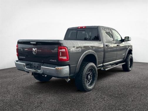 2022 RAM 2500 Laramie Crew Cab 4x4 6'4' Box