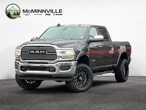 2022 RAM 2500 Laramie Crew Cab 4x4 6'4' Box