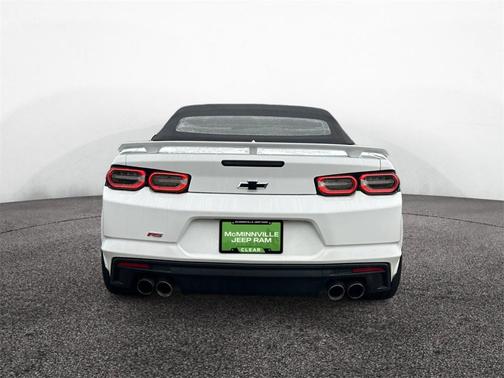 2022 Chevrolet Camaro RWD Convertible LT1