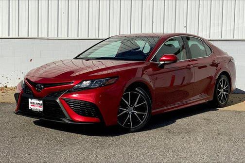 Supersonic Red 2021 Toyota Camry SE