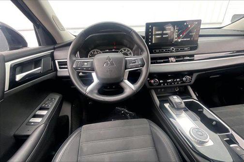 2025 Mitsubishi Outlander SE 2.5 2WD