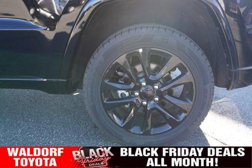 2022 Jeep Grand Cherokee Laredo