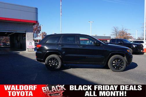 2022 Jeep Grand Cherokee Laredo