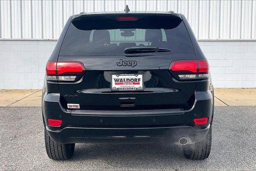 2022 Jeep Grand Cherokee Laredo