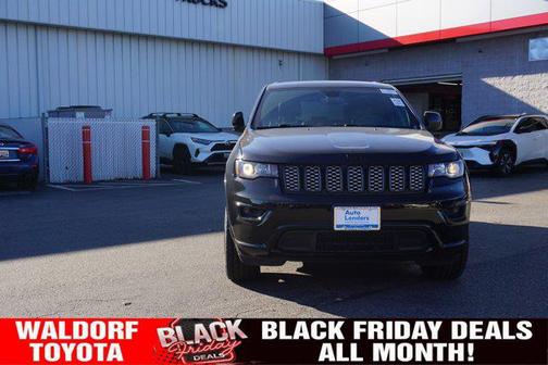 2022 Jeep Grand Cherokee Laredo