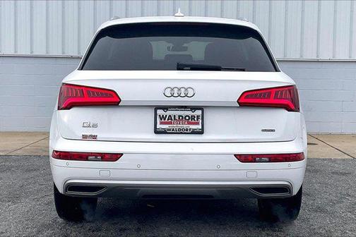 2020 Audi Q5 45 Premium Plus