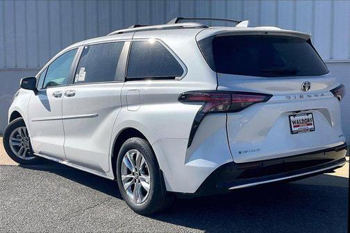 2026 Toyota Sienna Limited