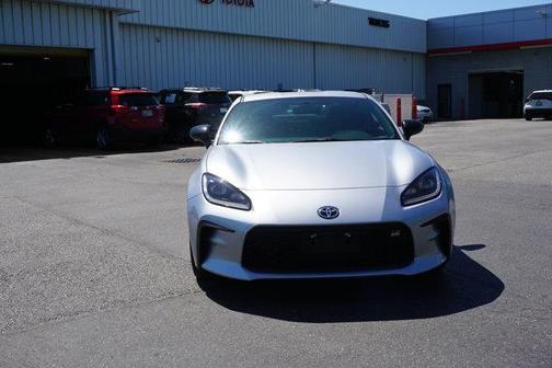2025 Toyota GR86 Premium