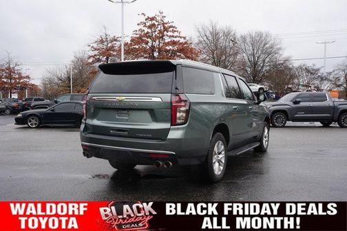 2023 Chevrolet Suburban Premier