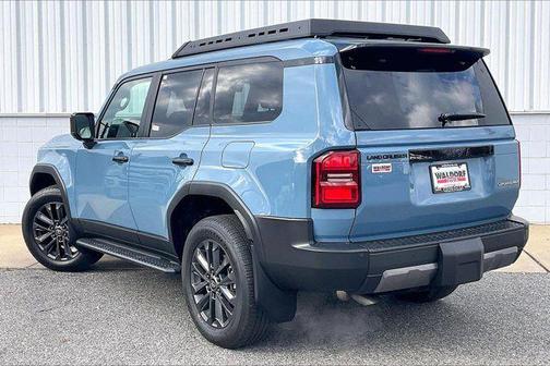 2025 Toyota Land Cruiser Base