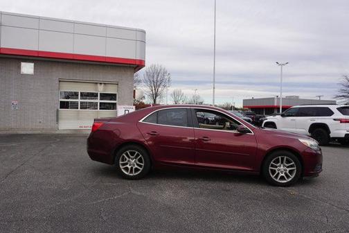 2015 Chevrolet Malibu 1LT