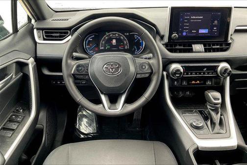 2023 Toyota RAV4 Hybrid SE