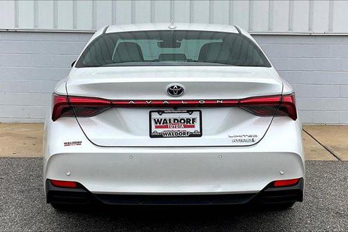 2020 Toyota Avalon Hybrid Limited
