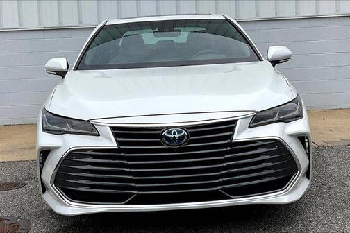 2020 Toyota Avalon Hybrid Limited