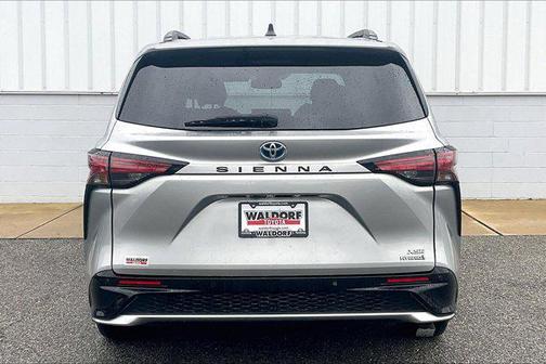 2022 Toyota Sienna XSE 7 Passenger