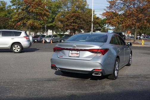 2019 Toyota Avalon XLE