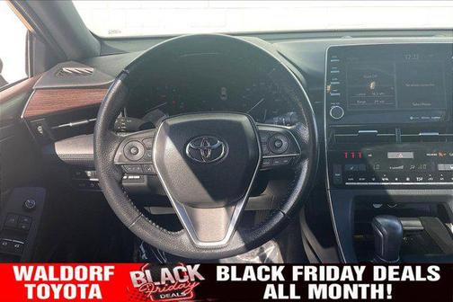 2019 Toyota Avalon XLE