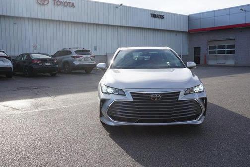 2019 Toyota Avalon XLE