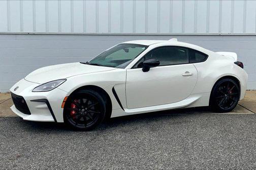 2025 Toyota GR86 Premium