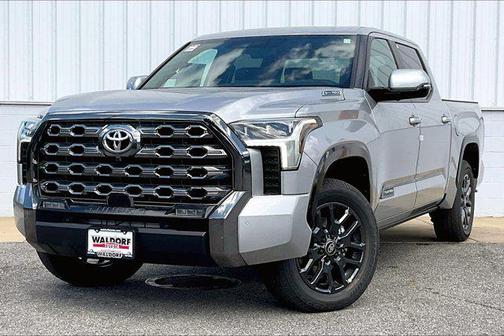 2025 Toyota Tundra Hybrid Platinum